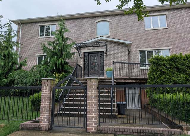 Property at 15 Lenzie St, Staten Island, NY 10312, 4 beds, 3.5 baths