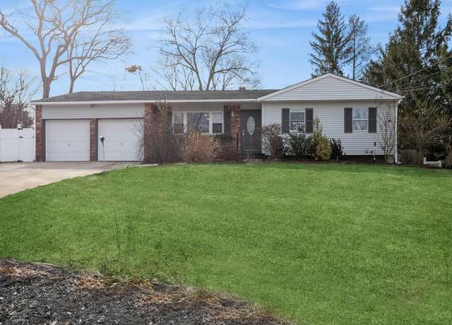 Property at 14 Eva Ln, Farmingville, NY 11738, 4 beds, 3 baths
