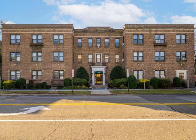 Property at 222 Seventh St Unit 3H, Garden City, NY 11530, 1 bath