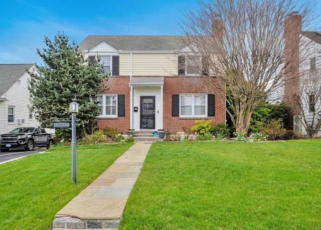Property at 103 Bell Rd, Scarsdale, NY 10583, 4 beds, 2.5 baths