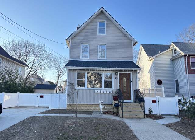 Property at 45 Lynbrook Ave, Lynbrook, NY 11563, 5 beds, 3 baths