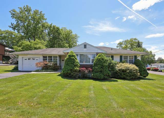 Property at 60 Route 210, Stony Point, NY 10980, 3 beds, 1 bath