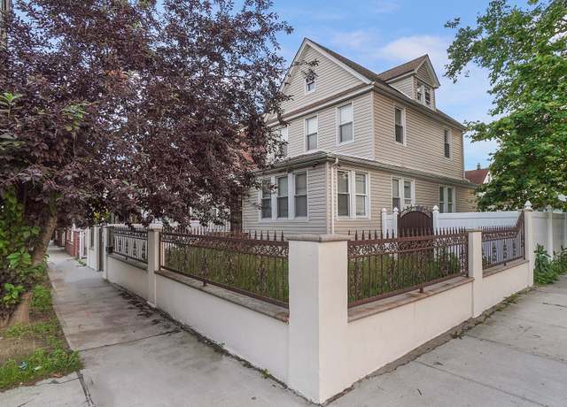 Property at 112-02 204 St, Saint Albans, NY 11412, 4 beds, 3 baths