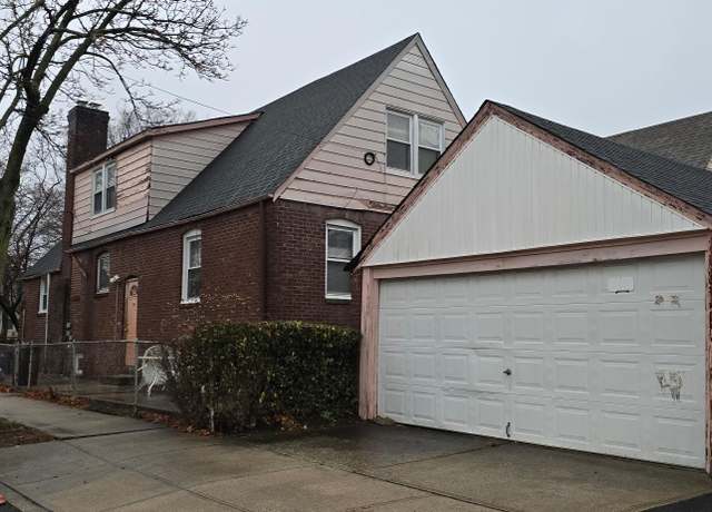 Property at 173-19 140 Ave, Jamaica, NY 11434, 4 beds, 1.5 baths