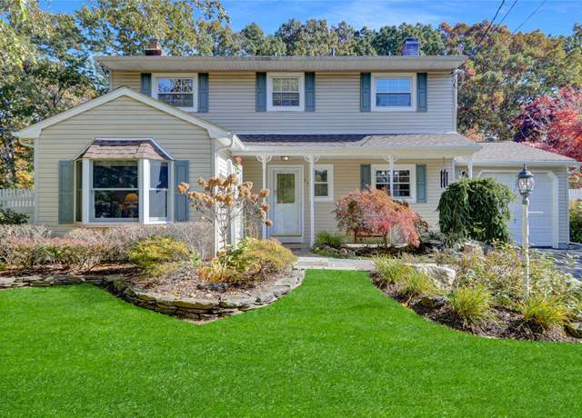 Property at 23 Charm City Dr, Port Jefferson Station, NY 11776, 4 beds, 1.5 baths