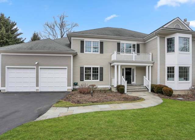 Property at 4 Morris Ct, Rye, NY 10580, 5 beds, 5.5 baths