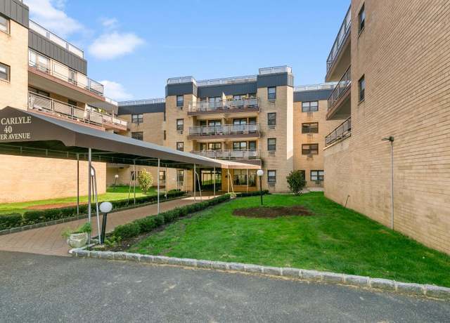 Property at 40 Stoner Ave Unit 2F, Great Neck Plaza, NY 11021, 1 bed, 1.5 baths