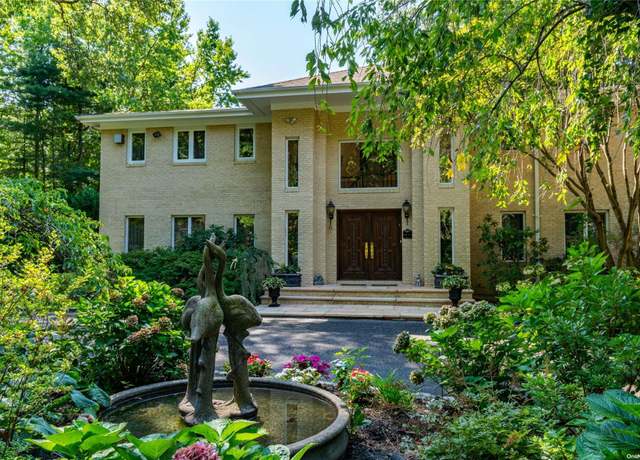 Property at 74 Bacon Rd, Old Westbury, NY 11568, 7 beds, 6.5 baths