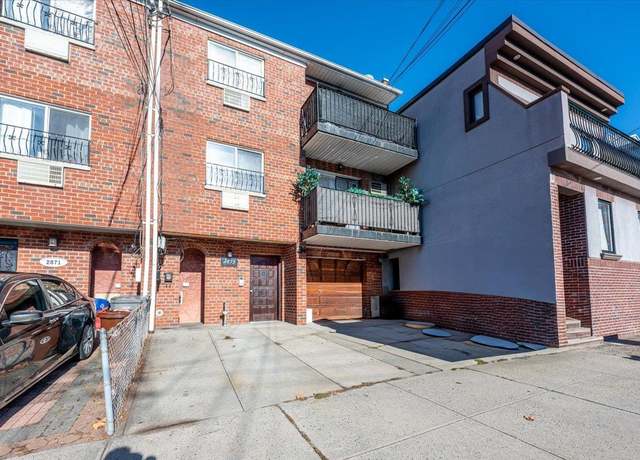 Property at 2873 Roebling Ave, Bronx, NY 10461, 7 beds, 5 baths