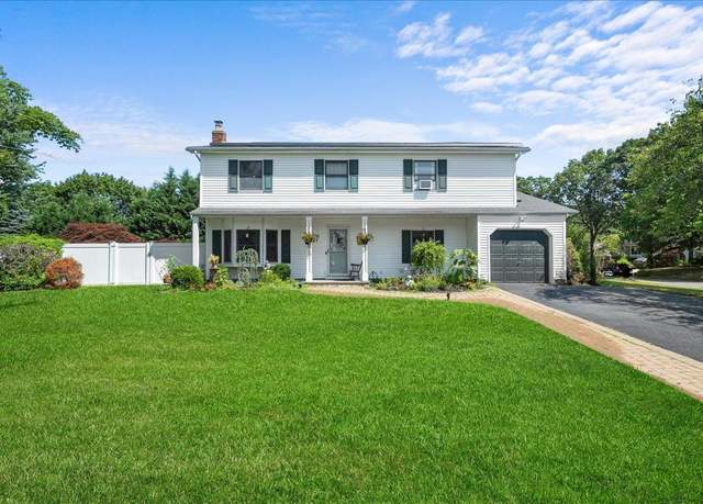 Property at 5 Montclair St, Port Jefferson Station, NY 11776, 4 beds, 2.5 baths