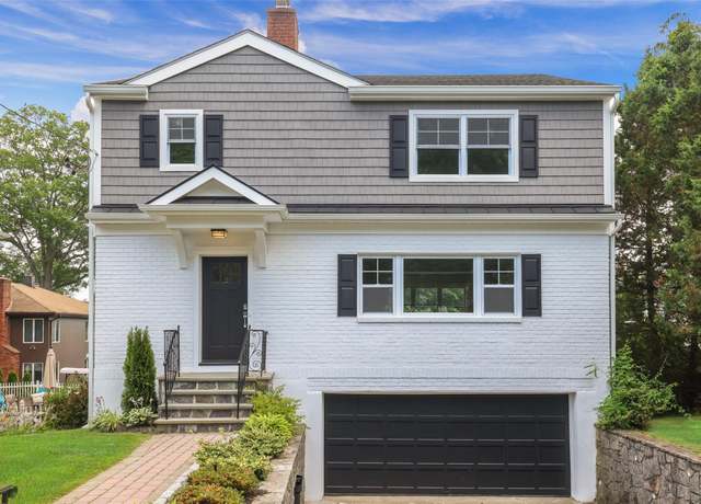 Property at 42 Johnson Rd, Scarsdale, NY 10583, 3 beds, 1.5 baths