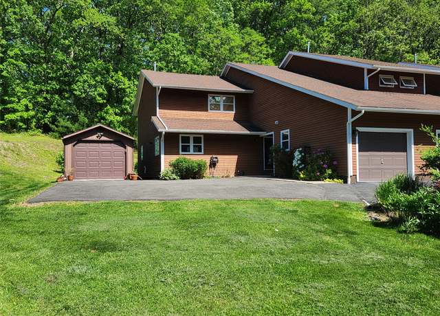 Property at 182 Ledge Rd, Kingston, NY 12401, 3 beds, 3 baths