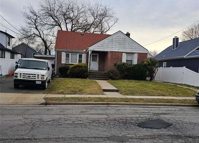 Property at 66 E Greenwich Ave, Roosevelt, NY 11575, 6 beds, 2 baths