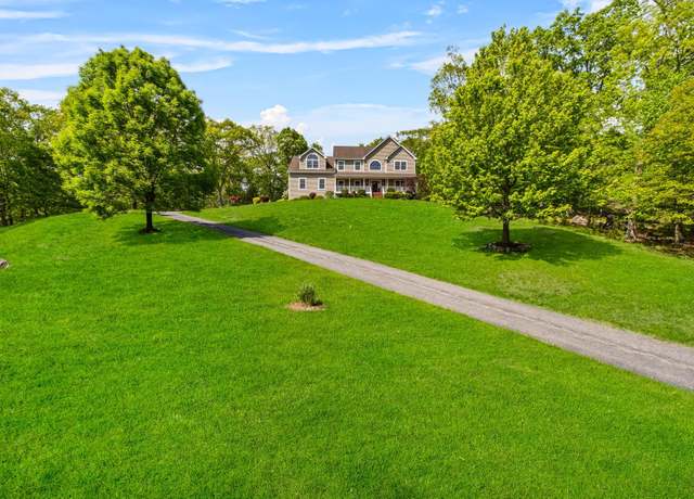 Property at 37 Shallow Stream Rd, Carmel, NY 10512, 4 beds, 3.5 baths
