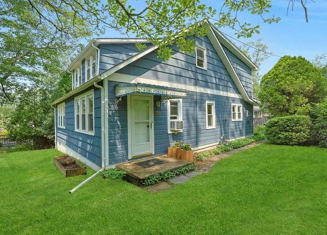 Property at 20 Johnsons Ln, New City, NY 10956, 6 beds, 2 baths