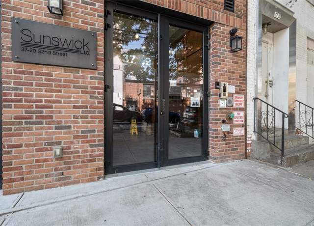 Property at 3729 32nd St Unit 1B, Long Island City, NY 11101, 2 beds, 2.5 baths