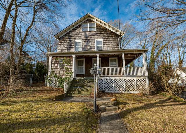 Property at 127A Barnum Ave, Port Jefferson, NY 11777, 7 beds, 4 baths