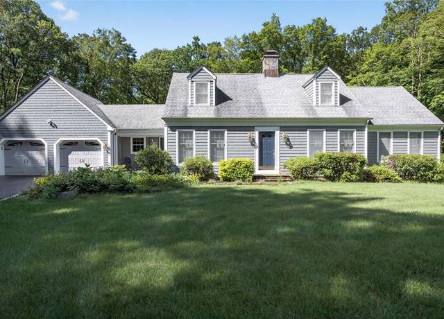 Property at 41 Lavelle Rd, Holmes, NY 12531, 4 beds, 2.5 baths