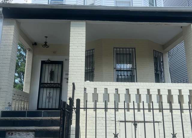 Property at 3713 104th St, Corona, NY 11368, 6 beds, 3 baths
