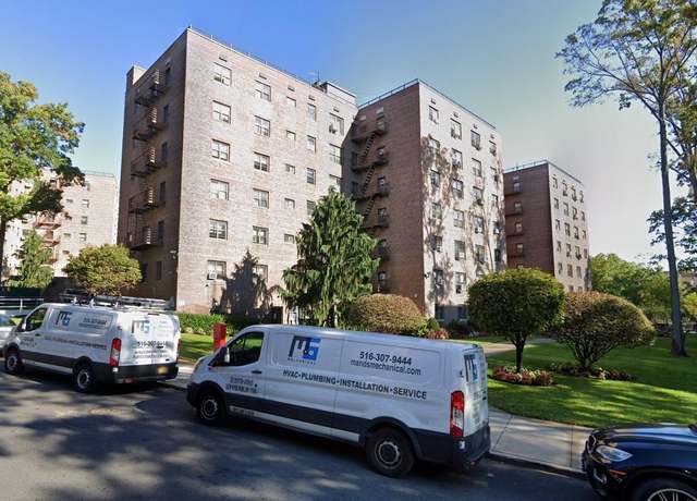 Property at 87-40 Francis Lewis Blvd Unit B42, Queens Village, NY 11427, 1 bed, 1 bath