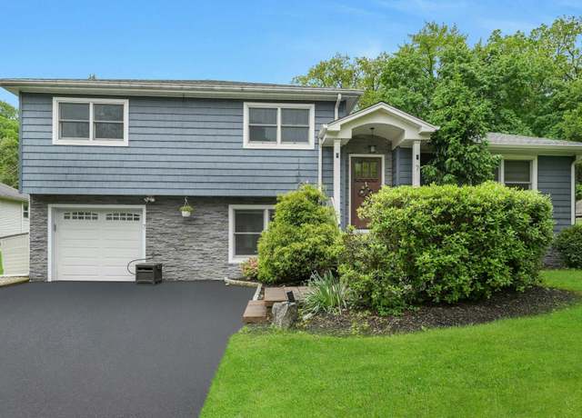 Property at 7 Van Orden Ave, Suffern, NY 10901, 3 beds, 3.5 baths