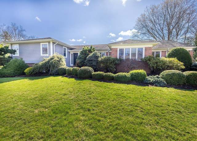 Property at 104 Country Ridge Dr, Rye Brook, NY 10573, 4 beds, 3 baths