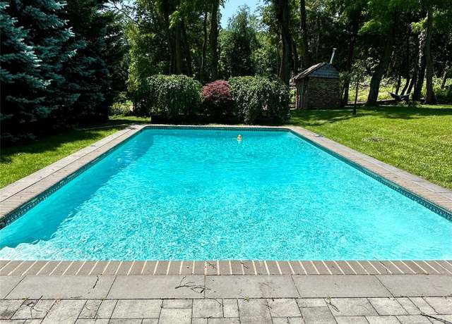 Property at 279 Hillcrest Ln, Upper Brookville, NY 11771, 4 beds, 3 baths