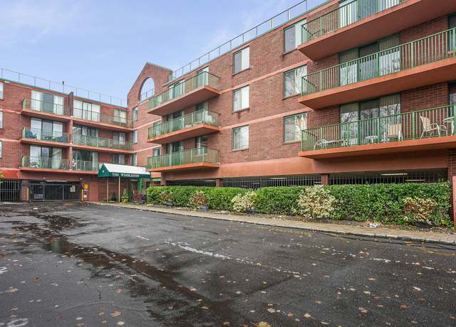 Property at 302 Church St Unit 3F, White Plains, NY 10603, 2 beds, 2 baths