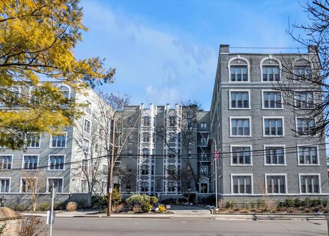 Property at 1175 E Broadway Unit 1J, Hewlett, NY 11557, 2 beds, 1 bath