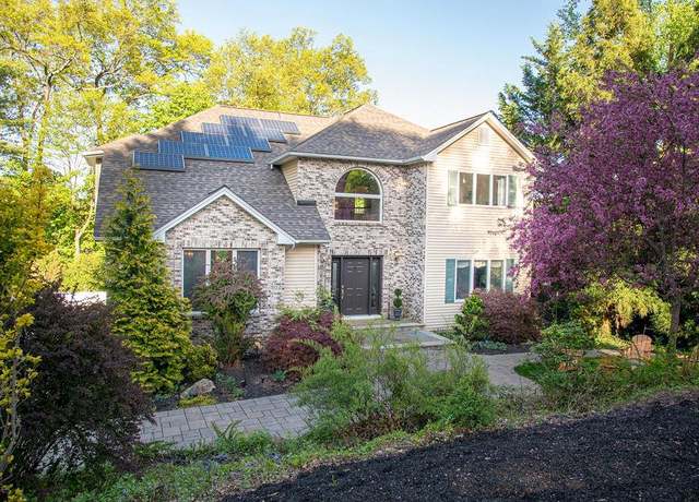 Property at 50 Noyes St, Pearl River, NY 10965, 5 beds, 4 baths