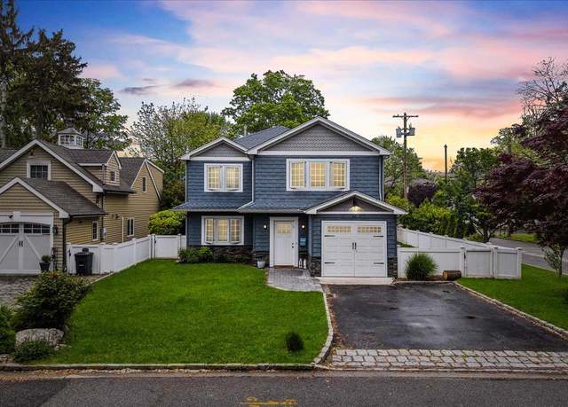 Property at 42 Sagamore Hill Dr, Port Washington, NY 11050, 4 beds, 3 baths