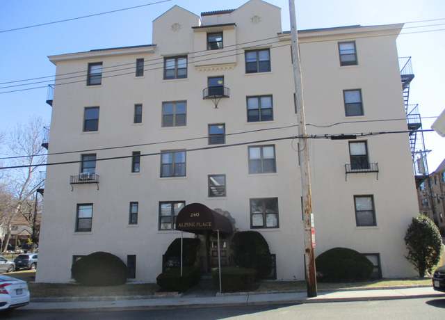 Property at 240 Alpine Pl Unit 3C, Tuckahoe, NY 10707, 1 bed, 1 bath