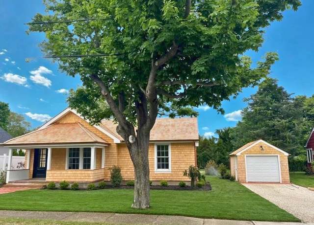 Property at 9 Circuit Rd, Bellport Village, NY 11713, 2 beds, 1 bath