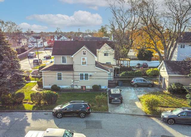 Property at 2984 Dorlon, Baldwin, NY 11510, 4 beds, 2 baths