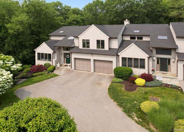 Property at 20 Redwood Dr, Somers, NY 10589, 4 beds, 3.5 baths