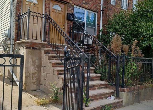 Property at 107-06 165th St, Jamaica, NY 11433, 6 beds, 4 baths