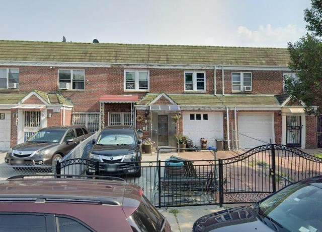 Property at 89-16 91 Ave, Woodhaven, NY 11421, 4 beds, 1.5 baths