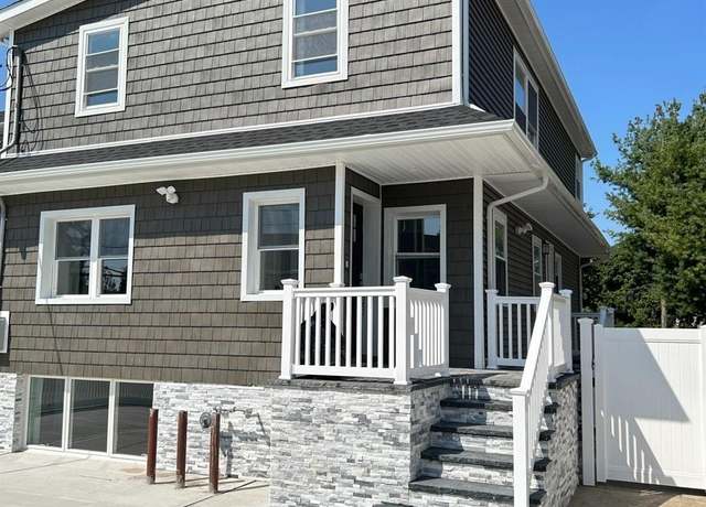 Property at 211 Sunnyside Rd, Oceanside, NY 11572, 5 beds, 4 baths