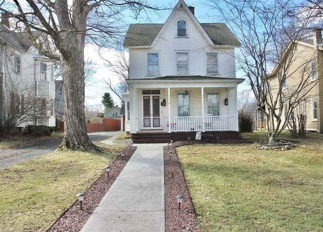 Property at 42 Bona Ventura Ave, Wallkill, NY 12589, 3 beds, 1.5 baths