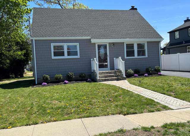 Property at 106 Willett Pl, Roosevelt, NY 11575, 3 beds, 3 baths