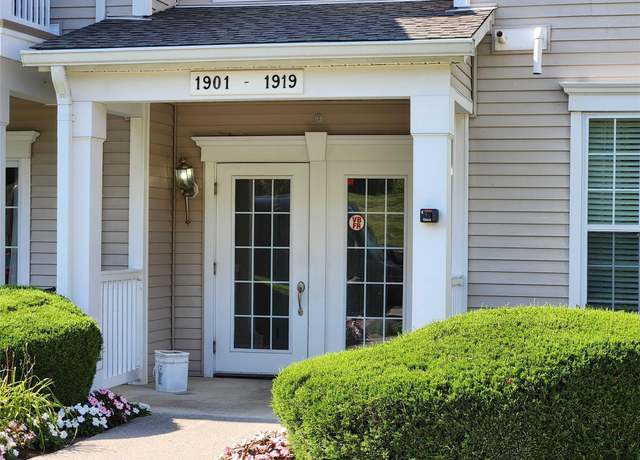 Property at 1913 Saratoga Ln, Fishkill, NY 12524, 2 beds, 2 baths