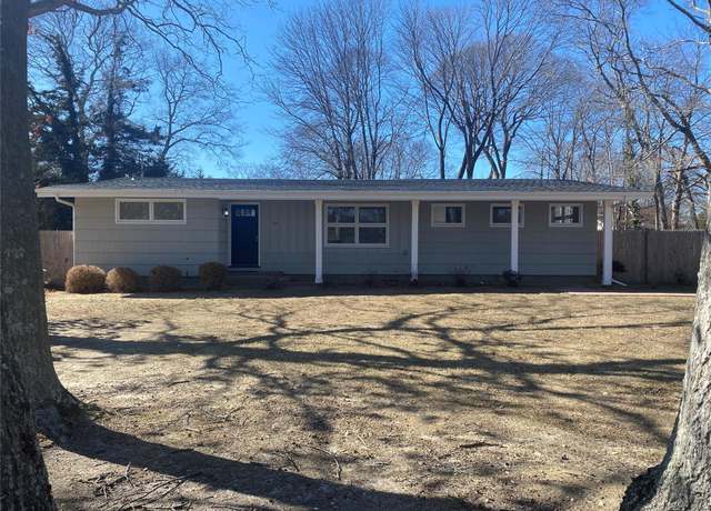 Property at 58 N Howells Point Rd, Bellport Village, NY 11713, 3 beds, 1 bath