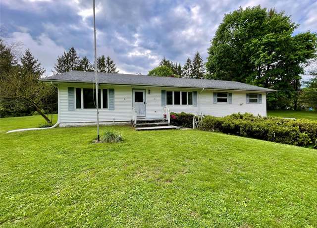 Property at 347 Overlook, Pleasant Valley, NY 12569, 3 beds, 2 baths