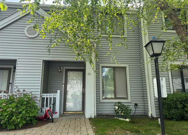 Property at 38 Offshore Dr, Mohegan Lake, NY 10547, 2 beds, 1.5 baths