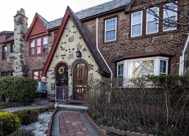 Property at 88-31 62 Dr, Rego Park, NY 11374, 3 beds, 2.5 baths