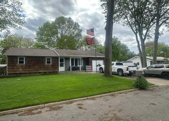 Property at 12 Debragga Ave, East Moriches, NY 11940, 3 beds, 1 bath