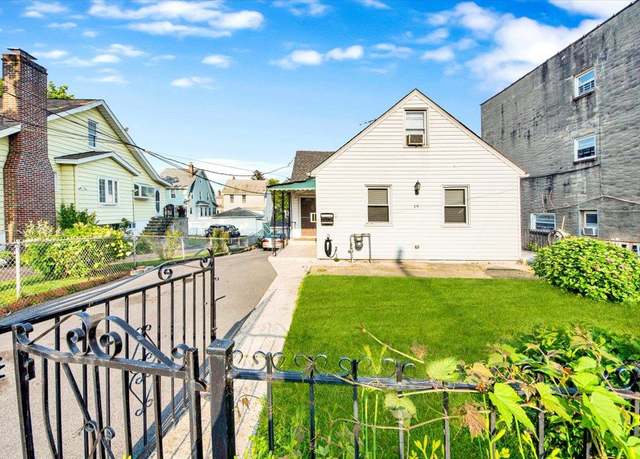 Property at 19 George Pl, Mount Vernon, NY 10550, 2 beds, 1 bath