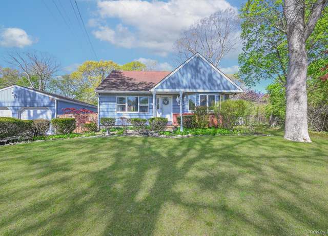 Property at 86 Abinet Ct, Selden, NY 11784, 4 beds, 2 baths