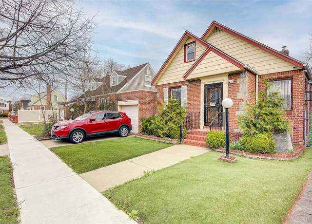 Property at 130-17 217th St, Laurelton, NY 11413, 3 beds, 3 baths
