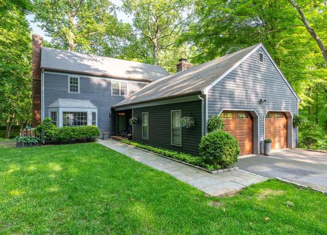 Property at 39 Indian Hill Rd, Pound Ridge, NY 10576, 4 beds, 2.5 baths